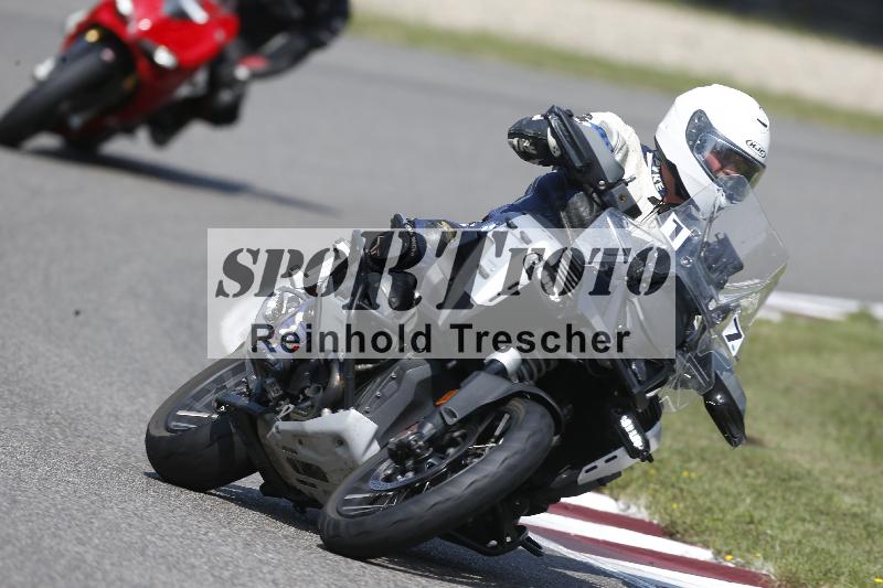 Archiv-2025/49 26.08.2025 Cornu Master School ADR/gruen-vert/17